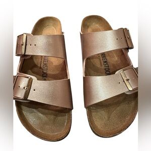 NWT Birkenstock Arizona, Gold, Birko-Flor, Sz 39